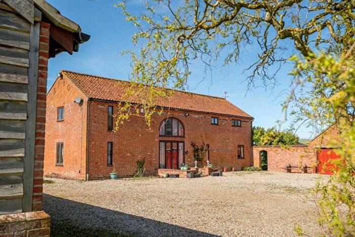4 Bedroom Farm House For Sale In Foulsham, Dereham, NR20