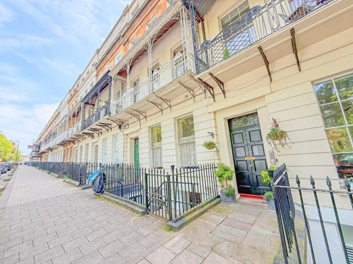 1 Bedroom Maisonette To Rent In Caledonia Place, Clifton, Bristol, BS8