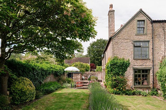 4 Bedroom Semi-Detached House For Sale In Frome, Somerset, BA11