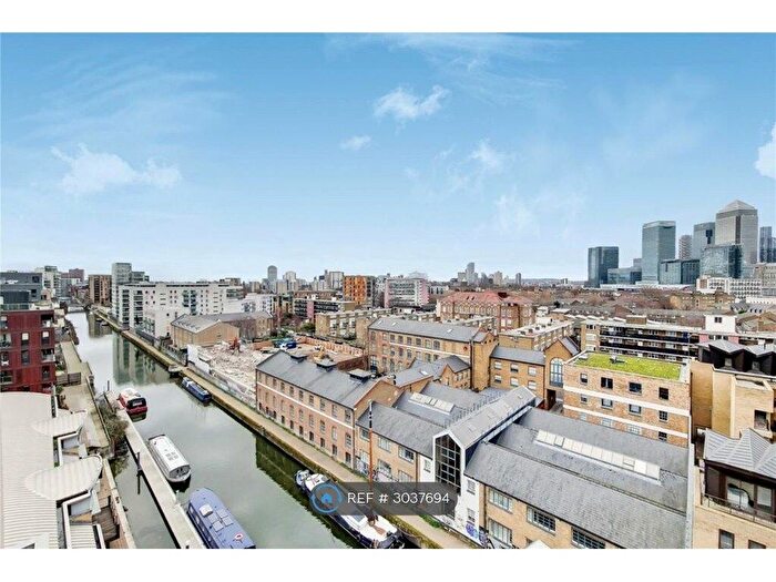 2 Bedroom Flat To Rent In Harley House, London, E14