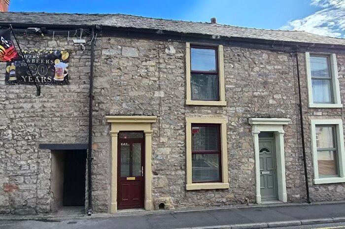 1 Bedroom Terraced House To Rent In Lowergate, Clitheroe, BB7