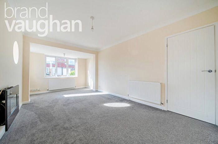 2 Bedroom Bungalow To Rent In Park Crescent, Portslade, Brighton, East Sussex, BN41