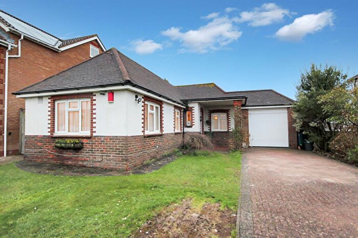 3 Bedroom Detached Bungalow To Rent In Ladies Mile Road, Brighton, BN1