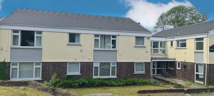 1 Bedroom Flat To Rent In High Street, Cwmgwrach, Neath, SA11