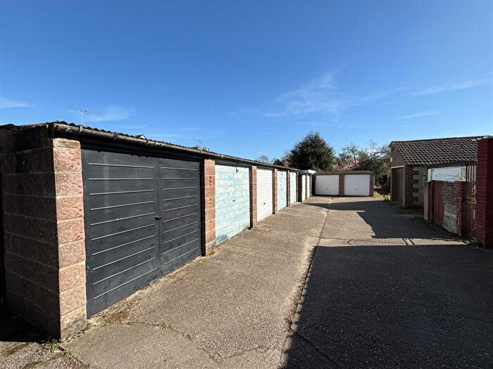 Garage / Parking For Sale In Laurel Avenue, Gravesend, Kent, DA12