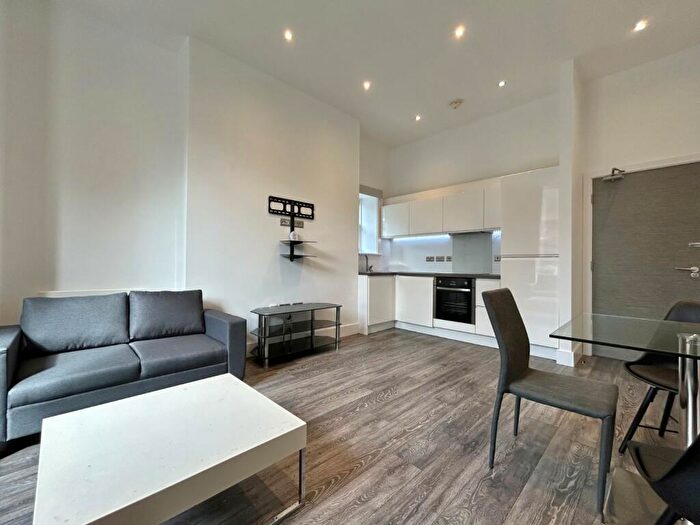 1 Bedroom Flat To Rent In Cardigan Road, Headingley, Leeds, LS6