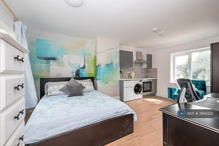 Studio To Rent In West View, Letchworth Garden City, SG6