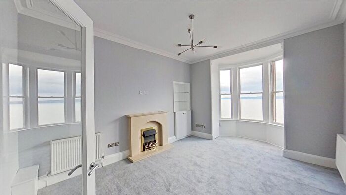 3 Bedroom Flat To Rent In Starbank Road, Edinburgh, EH5