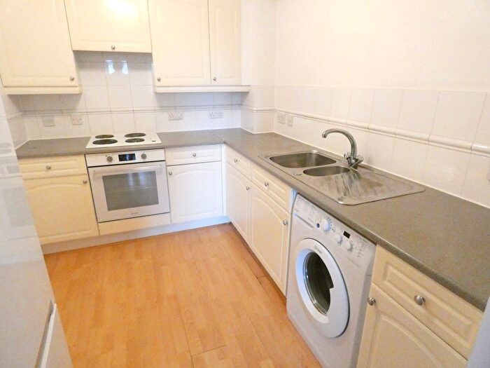 1 Bedroom Flat To Rent In Otter Close, Blaker Road, London, E15