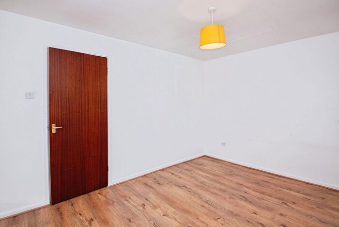 2 Bedroom Flat For Sale In Sherborne Street, Manchester, Greater Manchester, M8