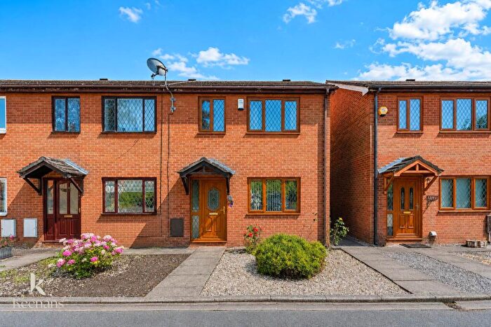 3 Bedroom Terraced House For Sale In Sandon Terrace, Blackburn, BB2