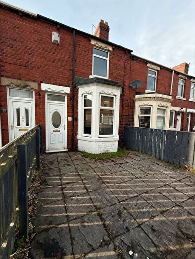 2 Bedroom Terraced House To Rent In Fowler Gardens, Gateshead, NE11