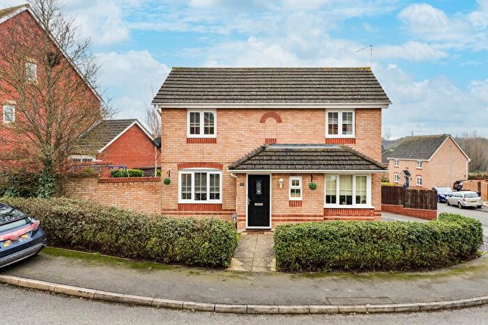 3 Bedroom Detached House For Sale In Haydock Close, Oakley Vale, NN18