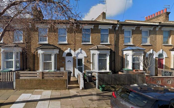 4 Bedroom Property To Rent In Birkbeck Road, London, N17