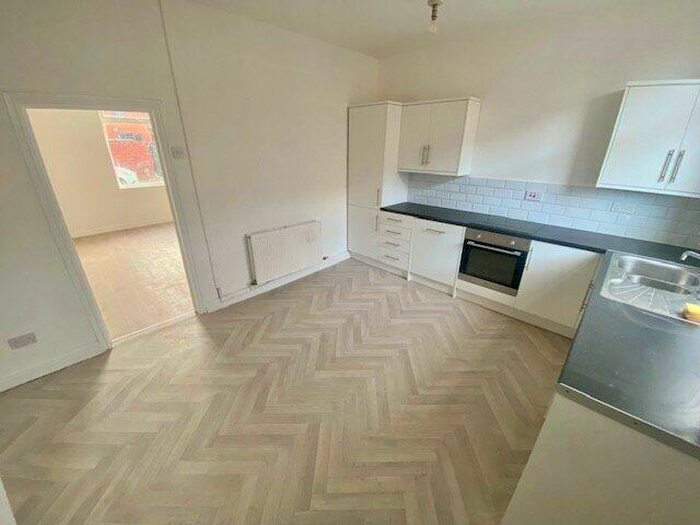 2 Bedroom Terraced House To Rent In Malvern Street West, Rochdale