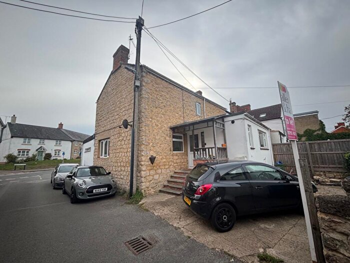 4 Bedroom House To Rent In Pavenhill, Purton, Swindon, SN5