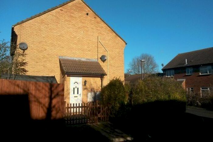 1 Bedroom End Of Terrace House To Rent In Conniburrow, Milton Keynes, MK14