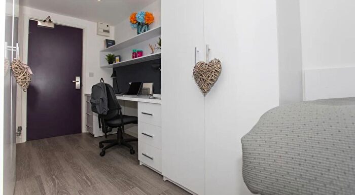 Studio To Rent In The Pavement, Popes Lane, London, W5