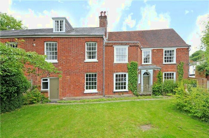 4 Bedroom Semi-Detached House To Rent In Wharf Hill, Winchester, Hampshire, SO23