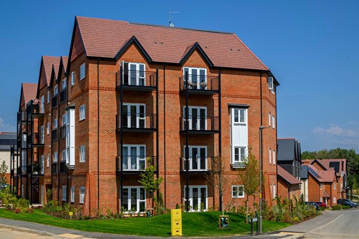 2 Bedroom Flat For Sale In Aspen Road, Abbey Barn Park, HP10