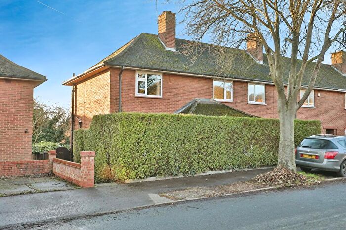 3 Bedroom Semi-Detached House For Sale In Wilberforce Road, Norwich, NR5