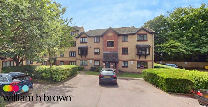 1 Bedroom Flat To Rent In Linnet Way, Purfleet-On-Thames, RM19