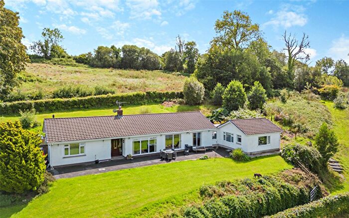 5 Bedroom Bungalow For Sale In Capel Isaac, Llandeilo, Carmarthenshire, SA19