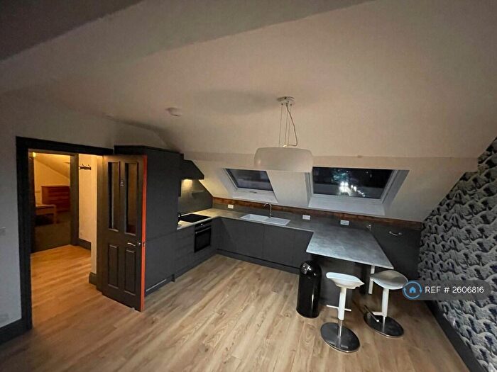 2 Bedroom Flat To Rent In Eastgrove Road, Sheffield, S10