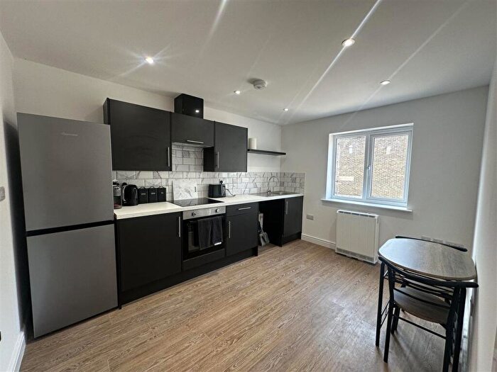 1 Bedroom Apartment To Rent In Shirley High Street, Southampton, SO16