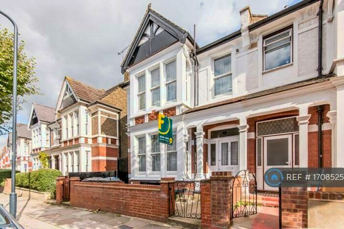 2 Bedroom Flat To Rent In Harlesden Gardens, London, NW10