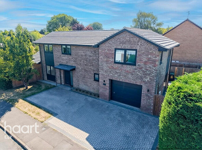 5 Bedroom Detached House For Sale In The Chase, Ely, CB6