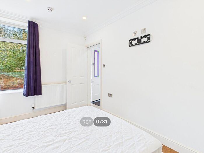 1 Bedroom Apartment To Rent In Pearson Park, HU5