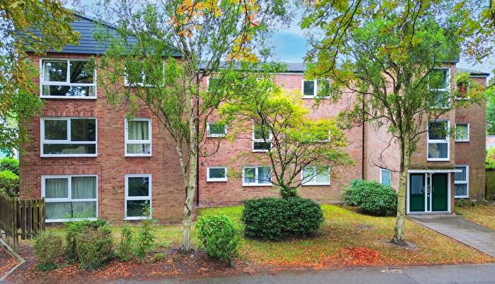1 Bedroom Flat For Sale In Chestnut House, Knighton Drive, Stoneygate, Leicester, LE2