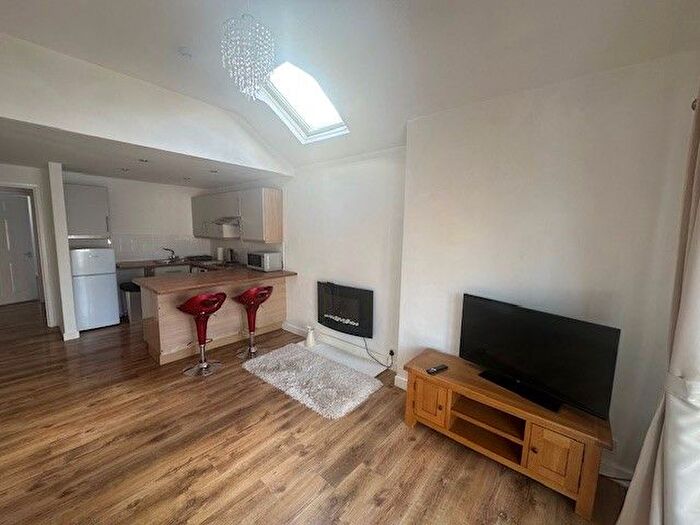 2 Bedroom Bungalow To Rent In Clifton Drive South, Lytham St. Annes, FY8