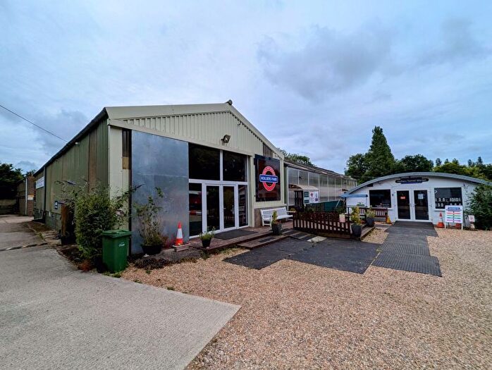 Property To Rent In Hale Common, Branstone, Sandown, PO36