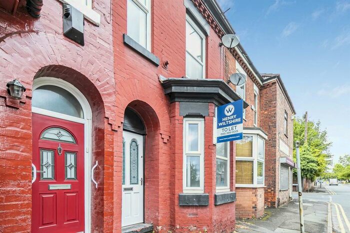 2 Bedroom House To Rent In Fitzwarren Street, Salford, M6