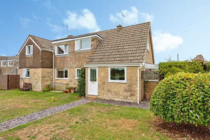 3 Bedroom Semi Detached House For Sale In The Ridings, Kington St. Michael, Chippenham, SN14