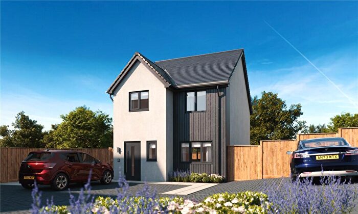 3 Bedroom Detached House For Sale In The Heights, Llandrindod Wells, Powys, LD1