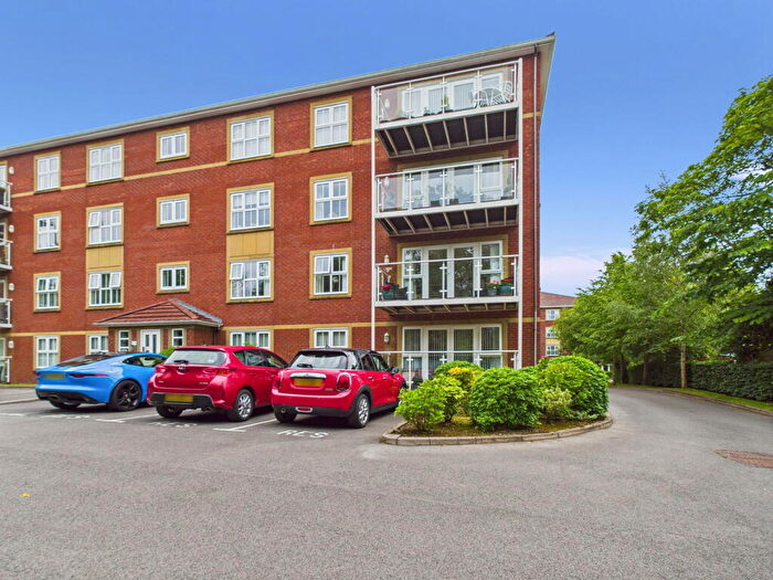 2 Bedroom Flat For Sale In Sandringham House, Aughton Park Drive, Aughton, L39