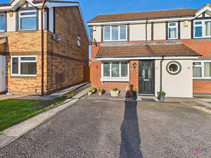 2 Bedroom Terraced House For Sale In Oatfield, Quedgeley, GL2