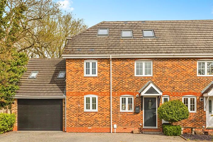 4 Bedroom Semi-Detached House For Sale In Bluebell Way, Burgess Hill, RH15