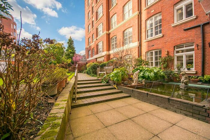 1 Bedroom Flat To Rent In Grove End House, St John's Wood, London, NW8
