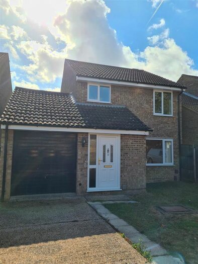 3 Bedroom Detached House To Rent In Rutland Close, St. Ives, Huntingdon, PE27