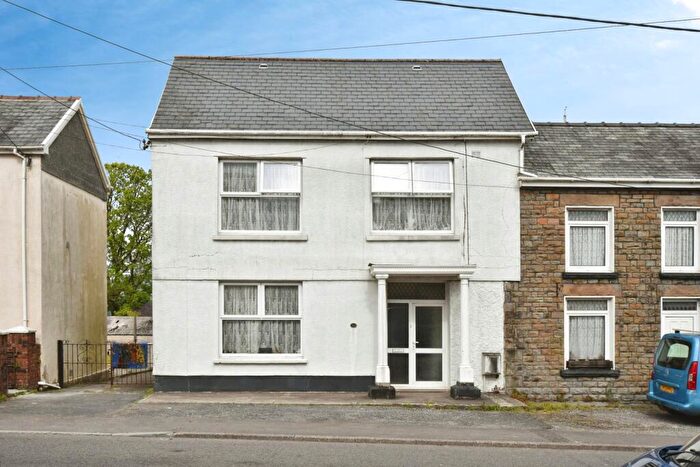 5 Bedroom Semi-Detached House For Sale In Brynamman Road, Lower Brynamman, Ammanford, Neath Port Talbot, SA18
