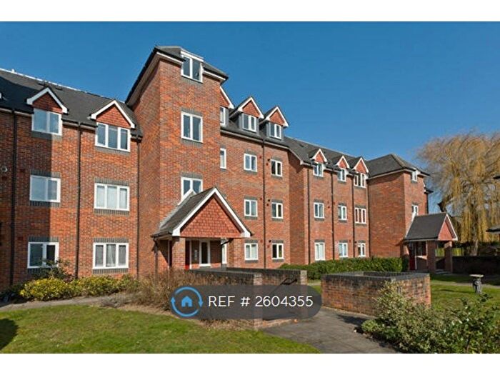 1 Bedroom Flat To Rent In Willows Court, London, SW19