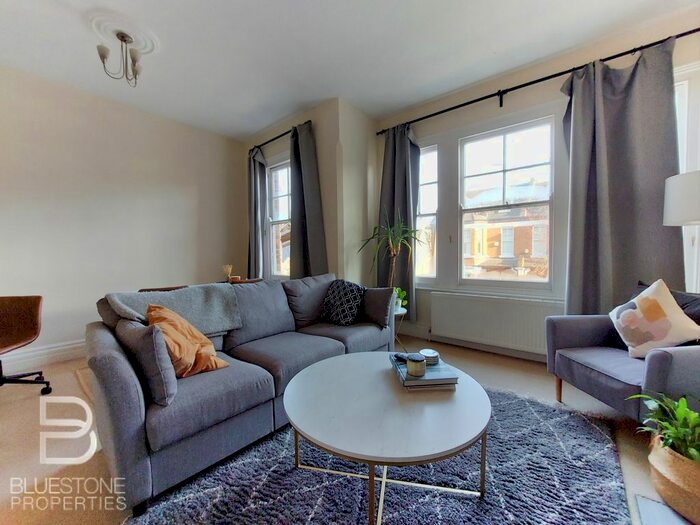 1 Bedroom Flat To Rent In Ravenslea Road, London, SW12