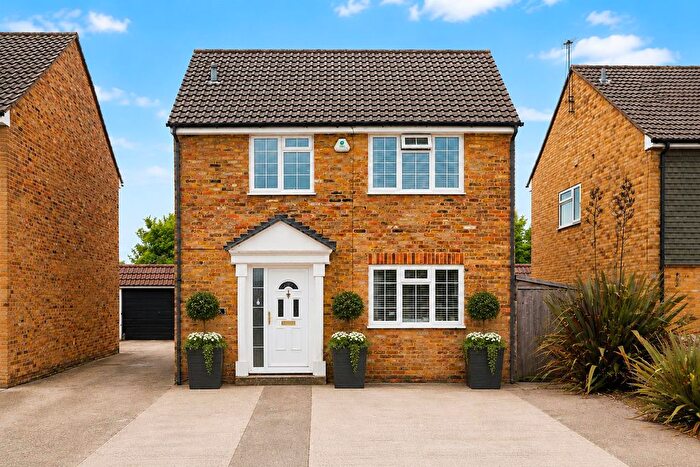 3 Bedroom Detached House For Sale In Wise Lane, West Drayton, UB7