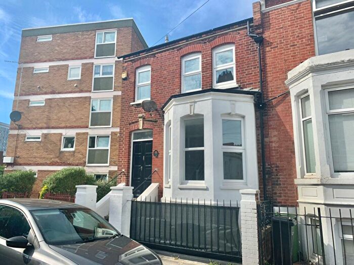 3 Bedroom House To Rent In Brougham Road, Southsea, PO5