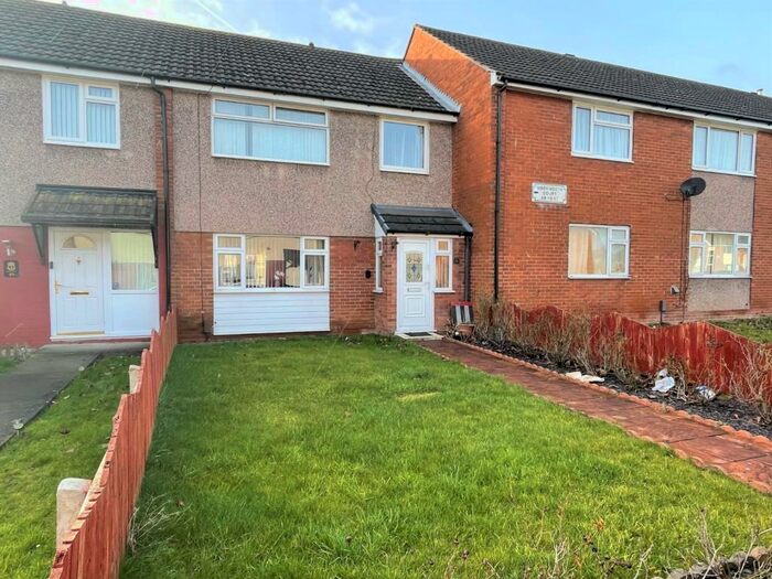 3 Bedroom Terraced House For Sale In Warkworth Court, Ellesmere Port, Cheshire, CH65