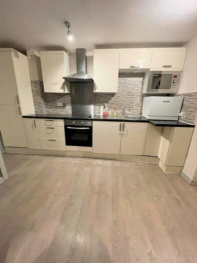 1 Bedroom Flat For Sale In Howard Close, Waltham Abbey, EN9